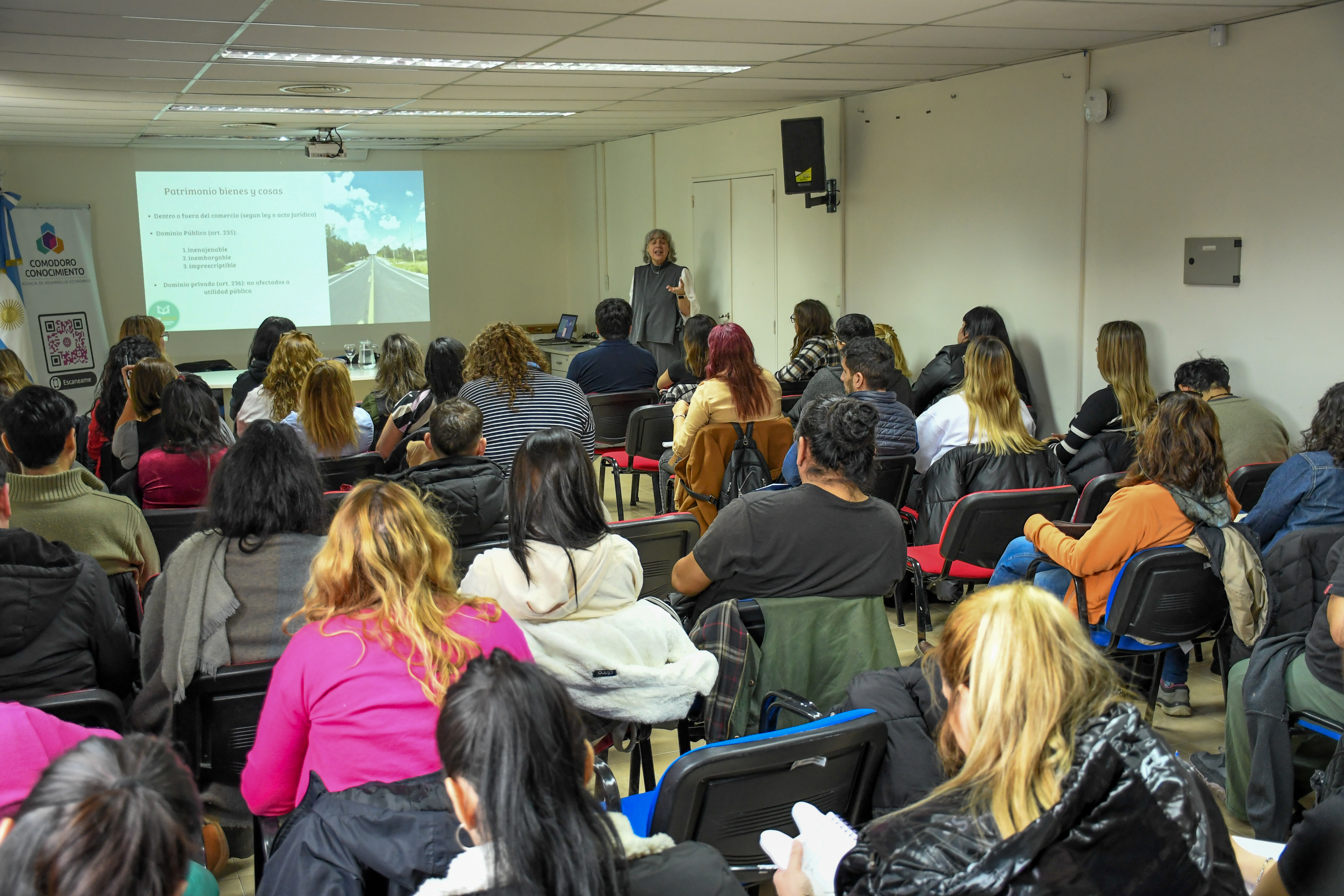 Comodoro Conocimiento brindó capacitación en Régimen Inmobiliario para fortalecer la gestión municipal